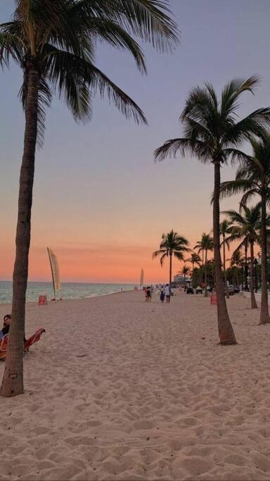 Hollywood Beach, Steps To The Beach, Pool Exteriér fotografie